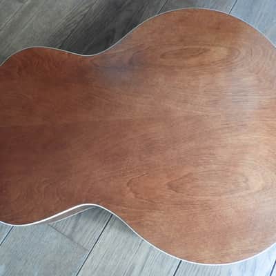 Godin 5th Avenue Kingpin 2010s - Cognac Burst image 9