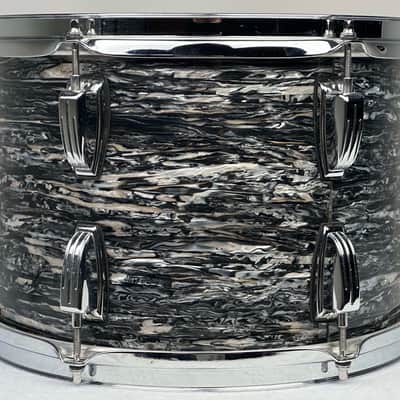 Ludwig 22/13/16" Classic Maple Fab Outfit - Black Oyster Pearl image 14