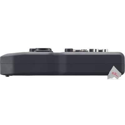 Zoom U-24 Portable 2x4 USB Handy Audio / MIDI Interface image 7