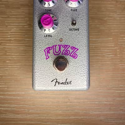 Fender Hammertone Fuzz 2022 - Present - Hammered Metal image 3