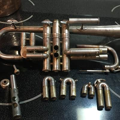 MAKE OFFER CORNET 1922 CONN 10A WONDER SILVER PLATE MISSING SOME PARTS NOT FUNCTIONING FREE SHIP image 3