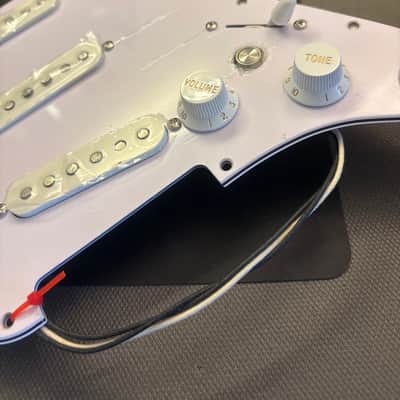 Stratocaster Custom 7 position pickups Loaded Pickguard imagen 2