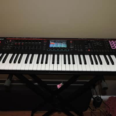 Roland FANTOM-06 61-Key Workstation Keyboard MINT
