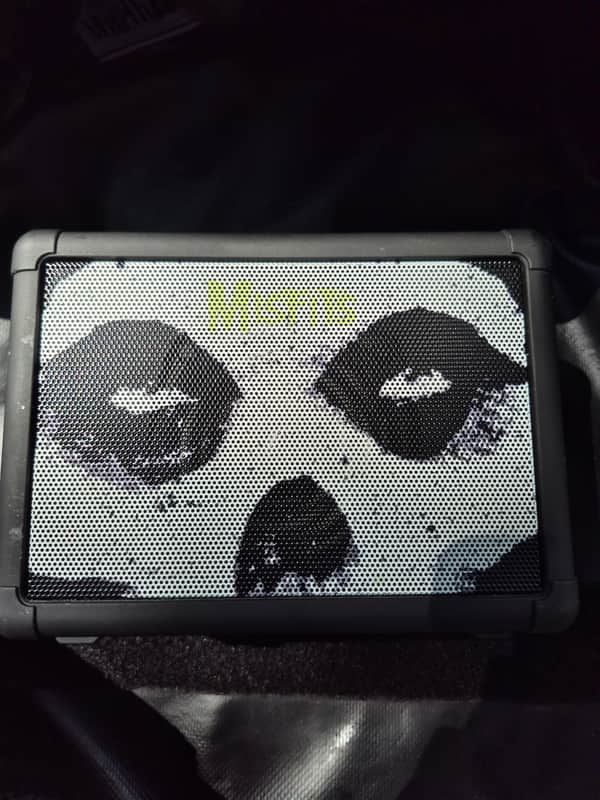 Blackstar Fly 3 Bluetooth Limited Edition "Misfits" 3-Watt 1x3" Battery-Powered Mini Guitar Combo 2020 - Black Bild 1