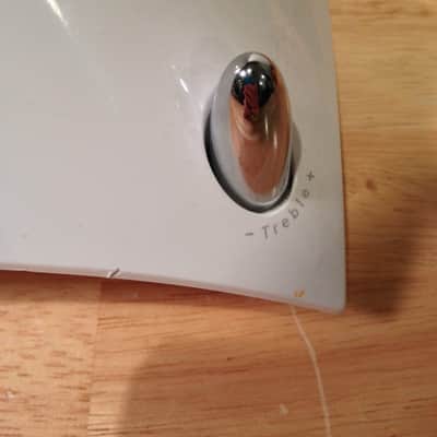 JBL Creature II Subwoofer (w/ 18v power cord) White image 5