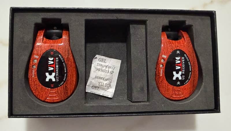 Xvive U2 Wireless Guitar System 2020s - Wooden image 1