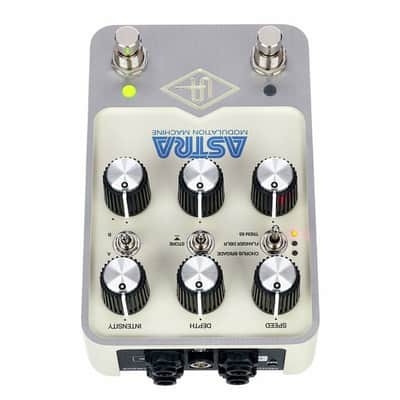 Universal Audio Astra Modulation Machine | Dual Modulation Pedal. New with Full Warranty! image 7