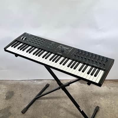 Arturia KeyLab 61 MkII MIDI Keyboard Controller