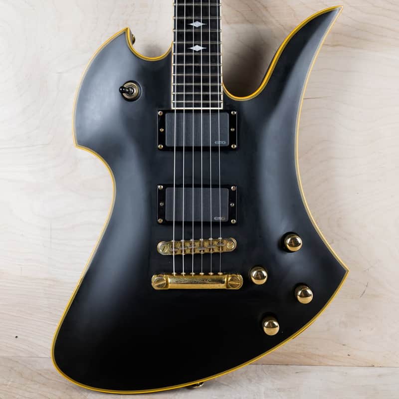 B.C. Rich Mockingbird Pro X Hardtail 2012 Satin Black EMG PUs w