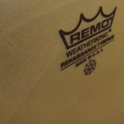 Remo 25" Renaissance Hazy Timpani Head w/ Aluminum Insert Ring (RC-2500-RA)- White image 6