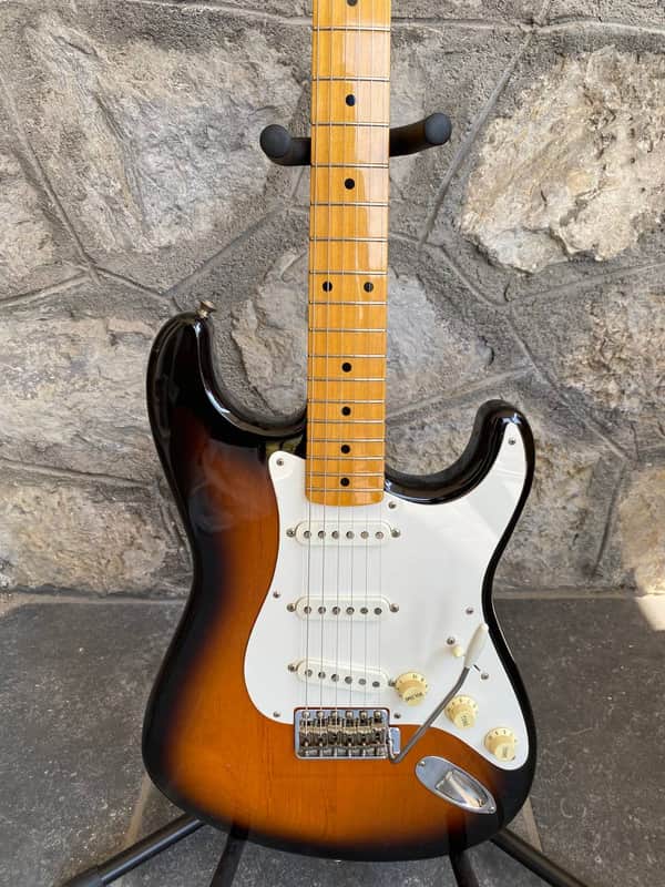 Fender '57 Reissue Stratocaster (ST57) - Crafted in Japan R Serial 2ts image 1