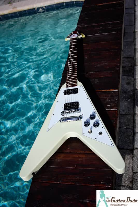 2012 Gibson '68 Flying V - 1968 Reissue - Classic White - w OHSC
