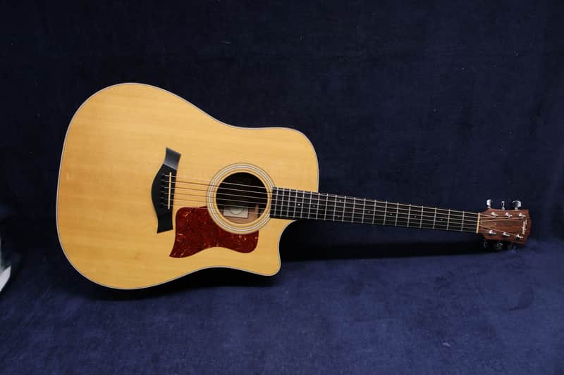 Taylor 310ce LTD 2012 - Natural image 1
