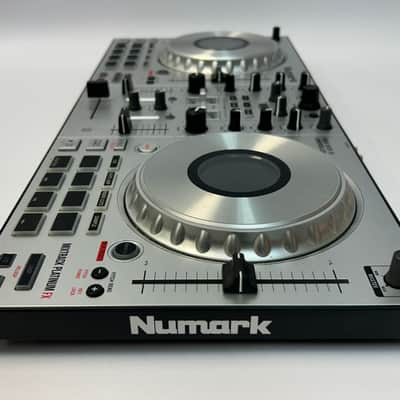Numark Serato Mixtrack Platinum FX Four Deck - Silver image 9