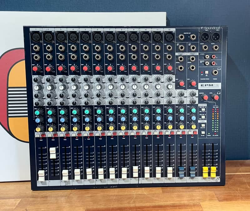 Soundcraft EPM12 12-Channel Mixer - Blue image 1