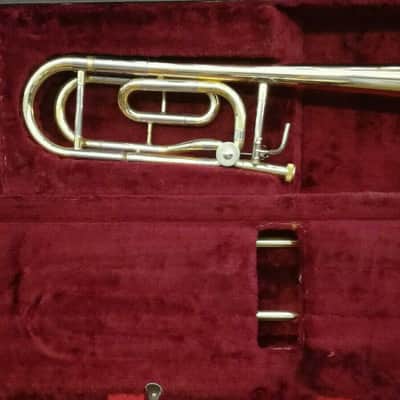 Jupiter TENOR POSAUNE 636RL Bb/F mit Quartventil,Goldmessing+Mundstück+Koffer,kraftvoller SOUND gold image 4