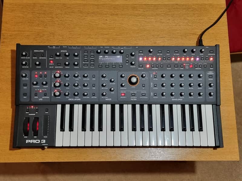 Sequential Pro 3 37-Key 3-Voice Monophonic / Paraphonic Synthesizer 2020 - Present - Black image 1