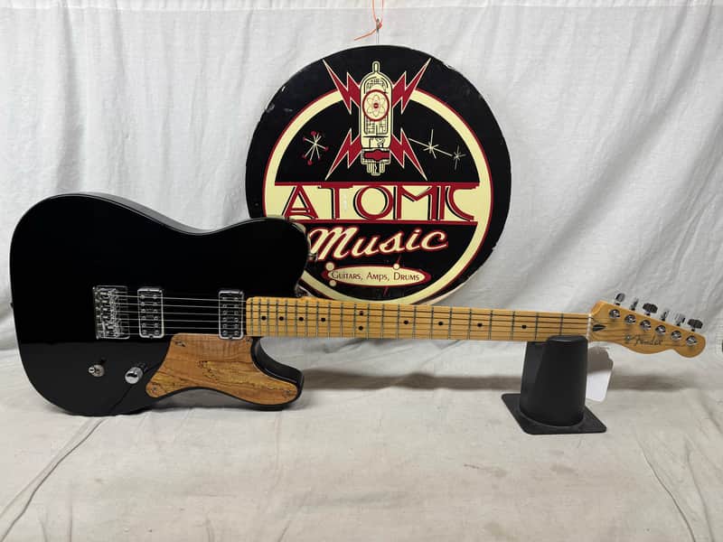 Fender Special Edition Cabronita Telecaster Guitar 2012 - Black / Maple neck
