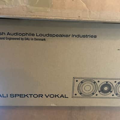 DALI Spektor Vokal Center Channel Speaker in White_Mint image 2