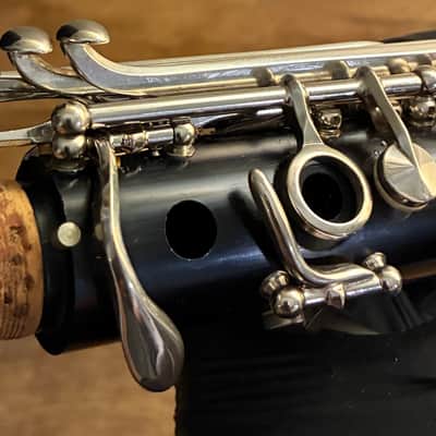 Vito LeBlanc V40 Clarinet | Case | Mouthpiece | Supplies | Recent Service image 15