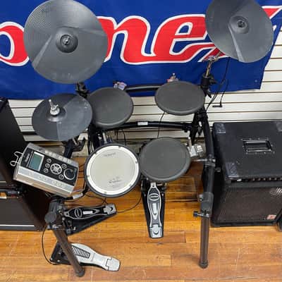 Roland TD-9 Electronic Drum Kit (5-piece setup)