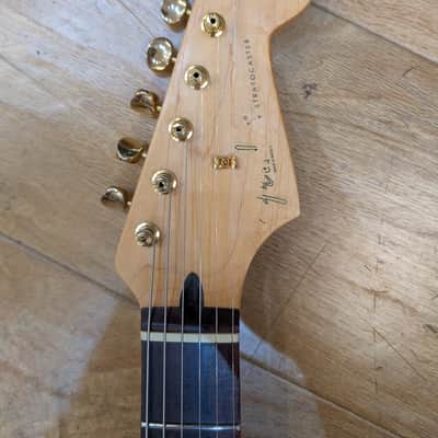 Fender Deluxe Super Stratocaster 2001 - Trans Crimson Red image 3