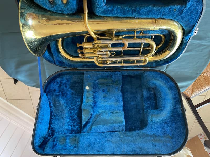 Yamaha YEP-321 4-Valve Euphonium Made in Japan w/ Hard Case – Serial #005373 image 1