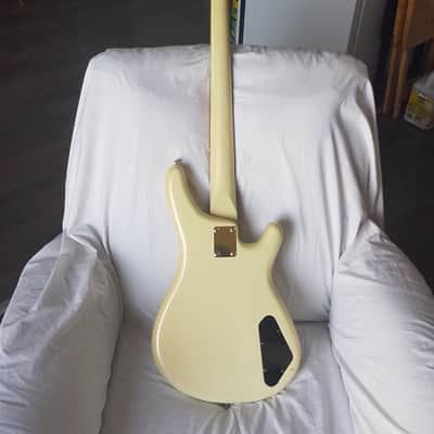 yamaha motion bass Left Handed (Medium Scale) Lefty Rare image 8