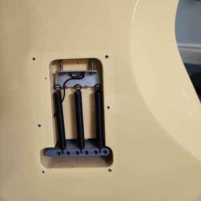 Fender American Standard Stratocaster 1996 - cream image 9