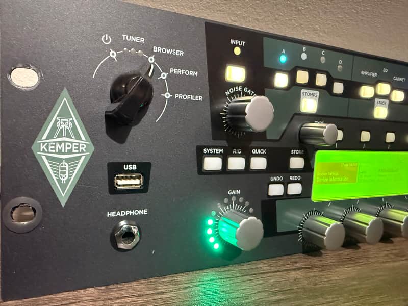 Kemper Amps Profiler Rack with New Pedal Board image 1