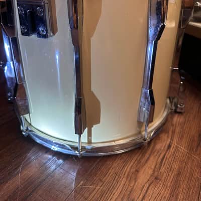 Pearl Marching Percussion 13.5x12 Marching Snare Drum White w/ Sling - Made in Taiwan image 5