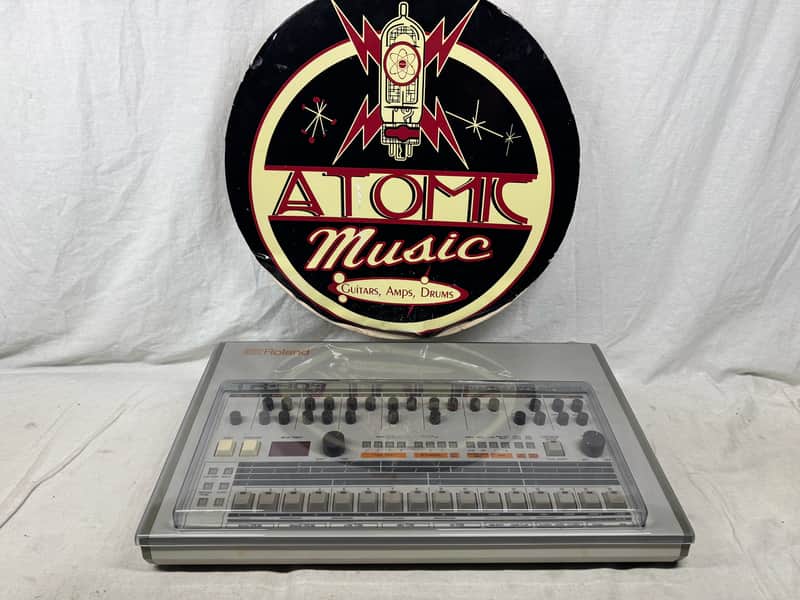 Roland TR-909 tr909 Rhythm Composer Drum Machine 1984 - Local Pickup Only image 1