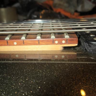 Dean Avalanche 7 • 7-String Electric Guitar image 4