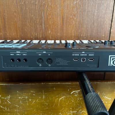 Roland FANTOM-07 76-Key Workstation Keyboard w/ gig bag image 9