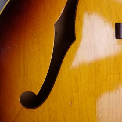 Gibson ES-120T 1963 - Three Tone Sunburst image 13