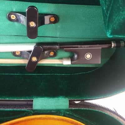 New Step Up 4/4 Violin by Cedar Music, Model CD with bow, case and warranty image 9