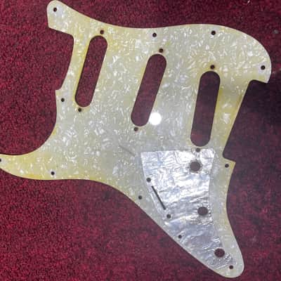 Fender Stratocaster Pearl Back 1968 - 1969 - 1970 - White Pickguard Old Reissue Relic image 5