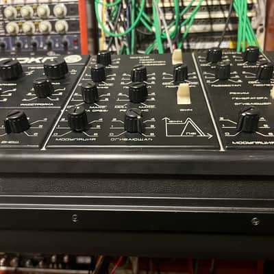 desktop Formanta Polivoks+MIDI 220V+VIDEO image 3