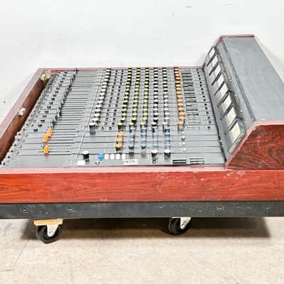 Yamaha PM-1000 16-Channel 4-Bus Mixing Console 1970s - Black image 10