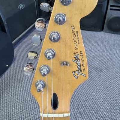 Fender Standard Stratocaster with Maple Fretboard 1995 - Brown Sunburst image 3