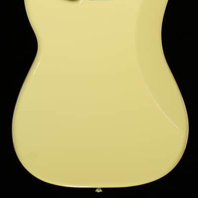 Fender Player II Precision Bass Maple Fingerboard Hialeah Yellow (748) image 4