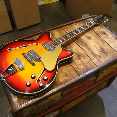 Fender Coronadi XII 1966 - Sunburst image 2