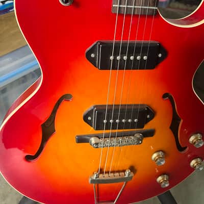 The Loar LH-302 - Cherry Burst image 21