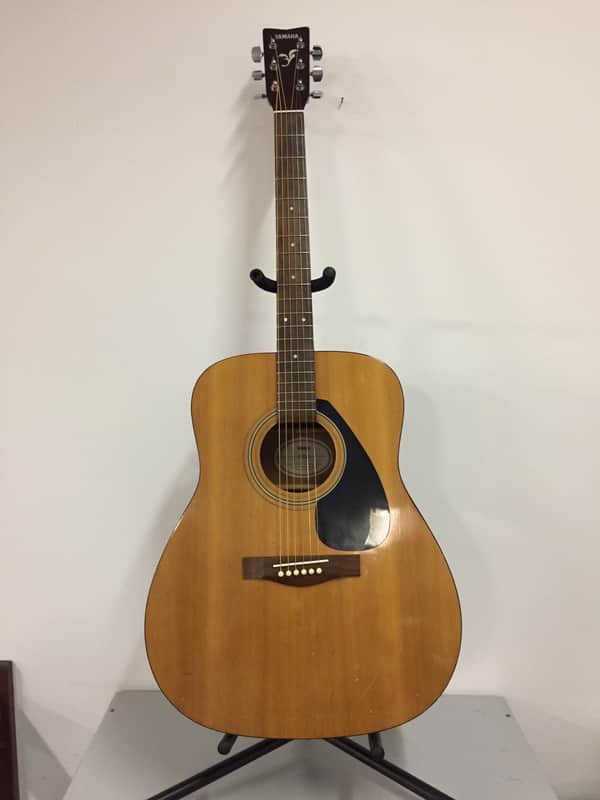 Yamaha F-330 | Reverb