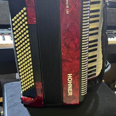 Hohner Bravo III 120 Accordion 2010s - Red image 2
