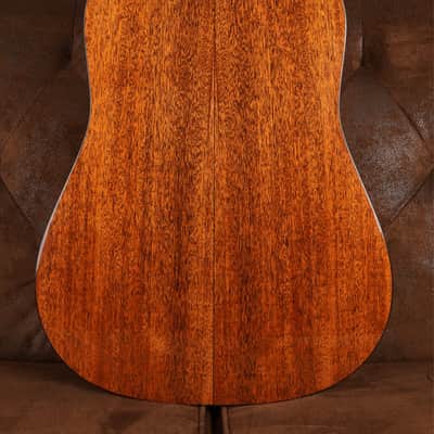 Martin D-18 image 3