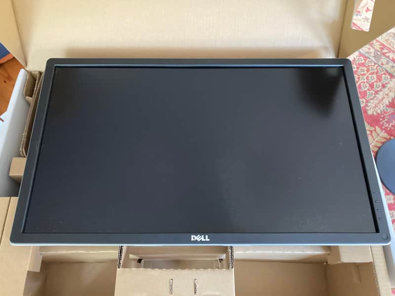 Computer Monitor Dell  P2715Q  4K  2018  Black image 1