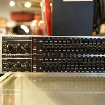 Behringer Ultra-Graph Pro GEQ3102 2-Channel 31-Band Graphic Equalizer - Used image 3