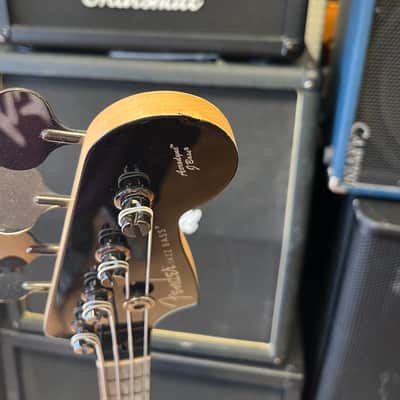 Fender Aerodyne Jazz Bass with Babicz Bridge - Black image 3