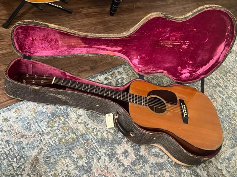 Martin D-18